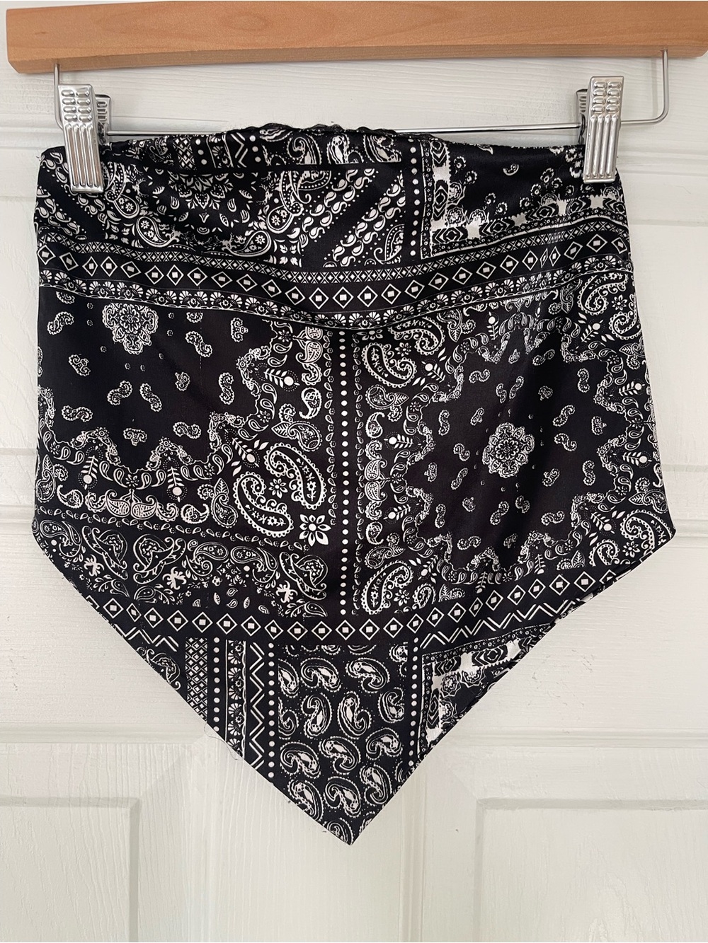 Ardene Black and White Paisley Smocked Tube Top bandana top small